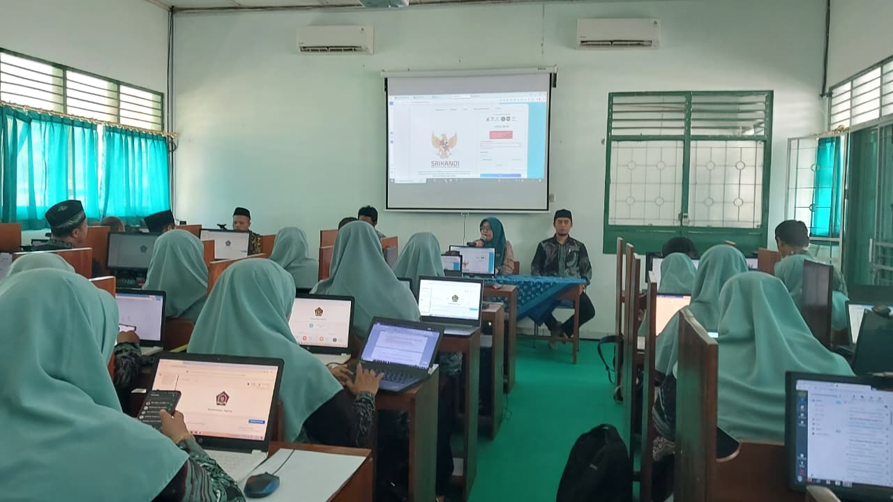 Perkuat Tata Kelola Persuratan Digital dan Kearsipan, Warga MTsN 6 Kulon Progo Terima Pendampingan SRIKANDI
